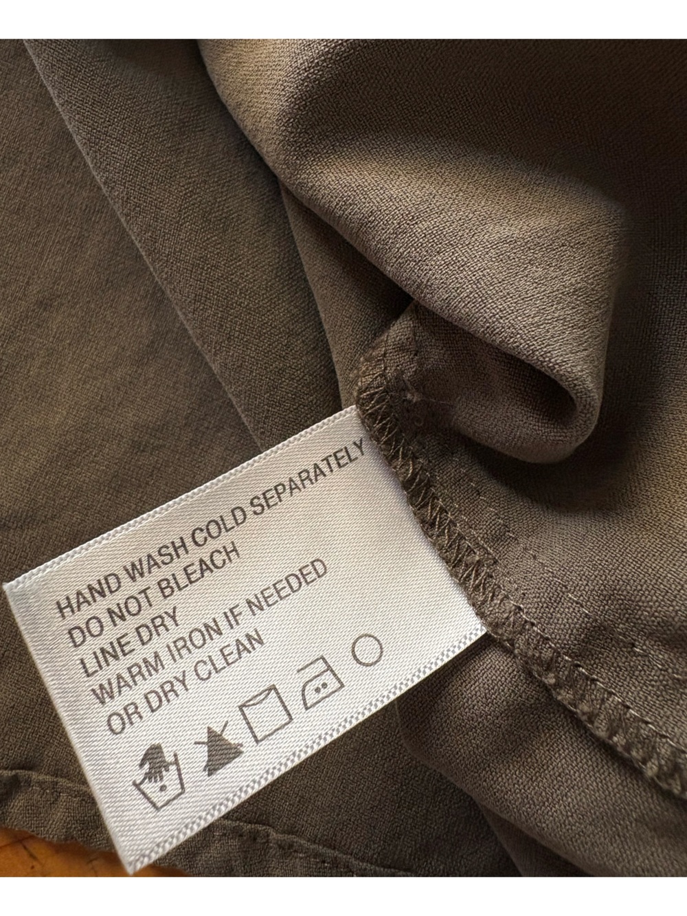 Orvis 100% Silk Button Up Blouse Women's Large Olive Taupe Shirt - Picture 4 of 7